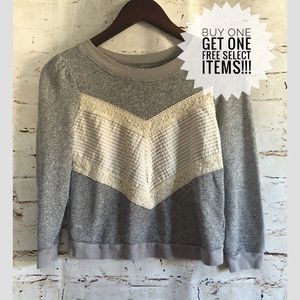 Kimchi Blue UO XS Cropped Grey Sweater